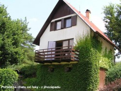 Chata u řeky Lužnice v Jižních Čechách - pronájem Chata u řeky Lužnice v Jižních Čechách k pronájmu